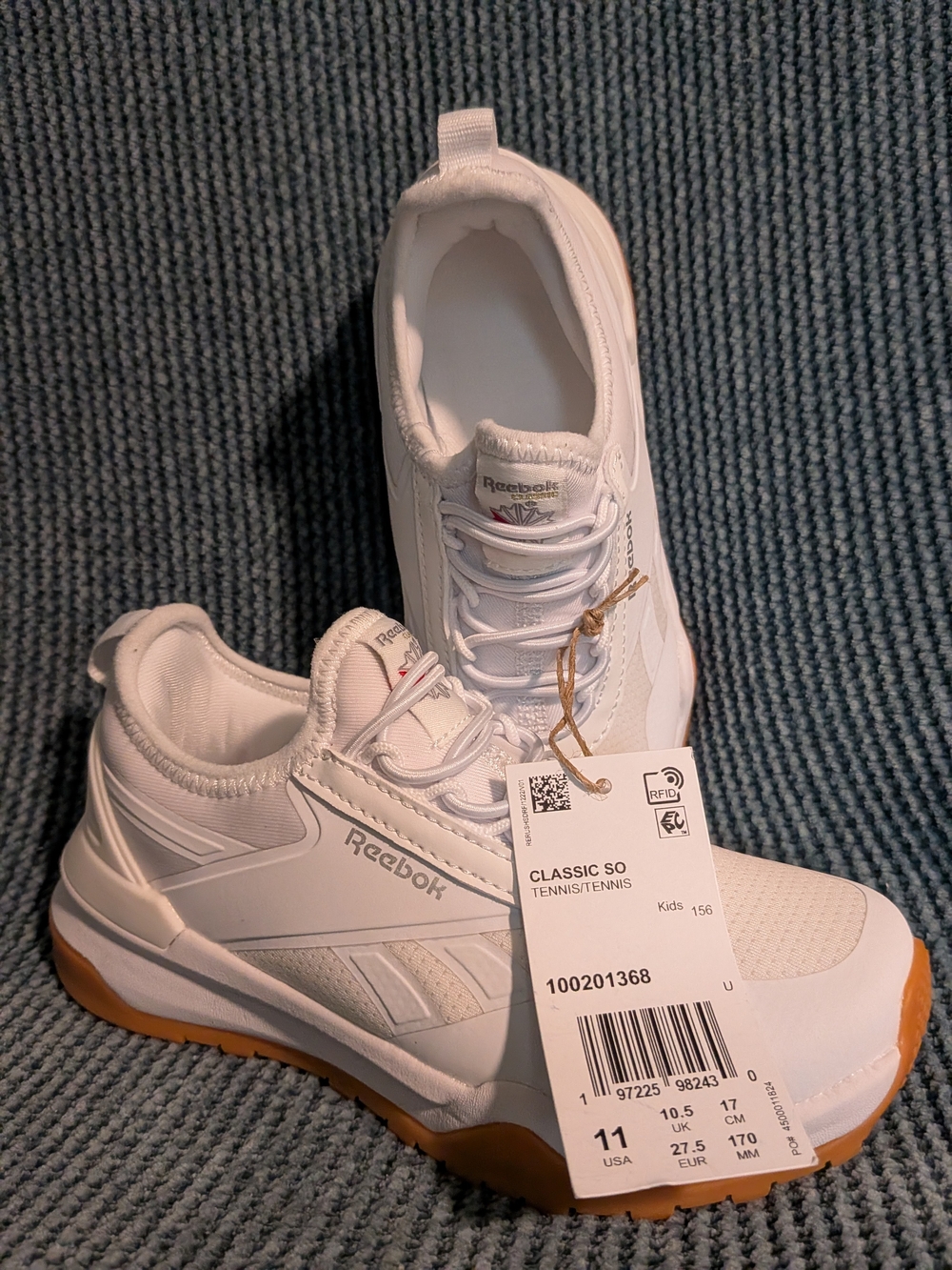 Reebok Kids Classic SO Sneakers in White with Gum Sole